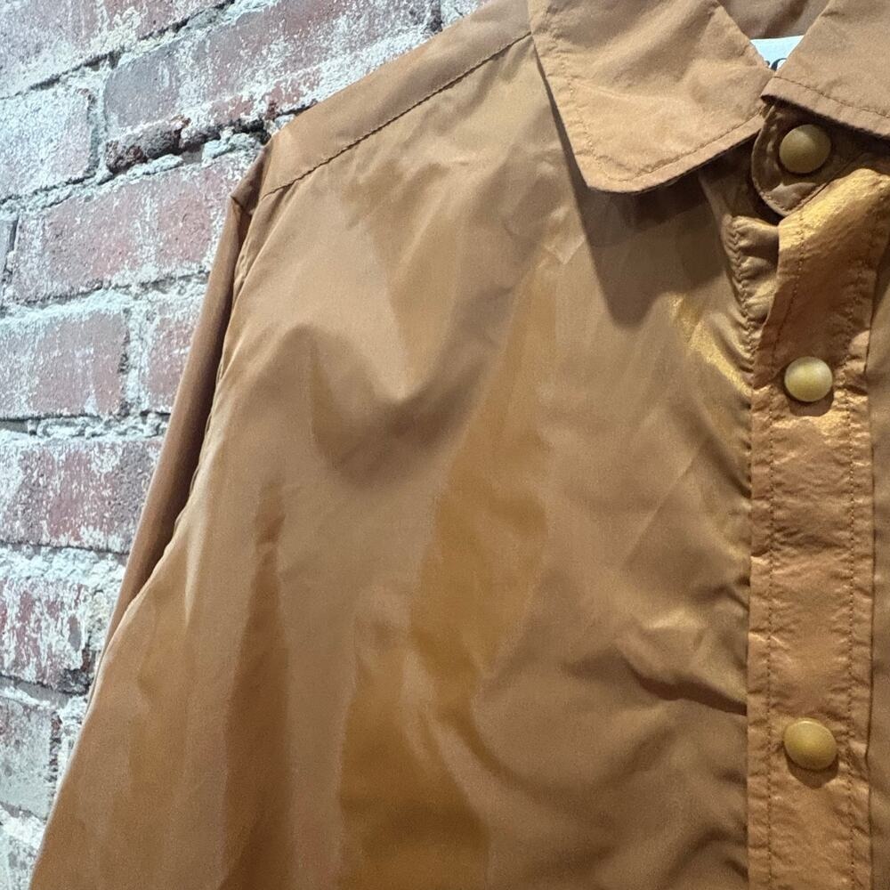 SPRING SALE! Brosbi Vintage Waterproof Coated Button‎ Down Shirt Size Medium - Picture 3 of 6